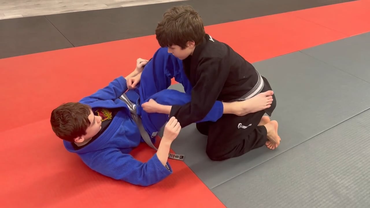 Lasso Scissor Sweep to Mount Technique